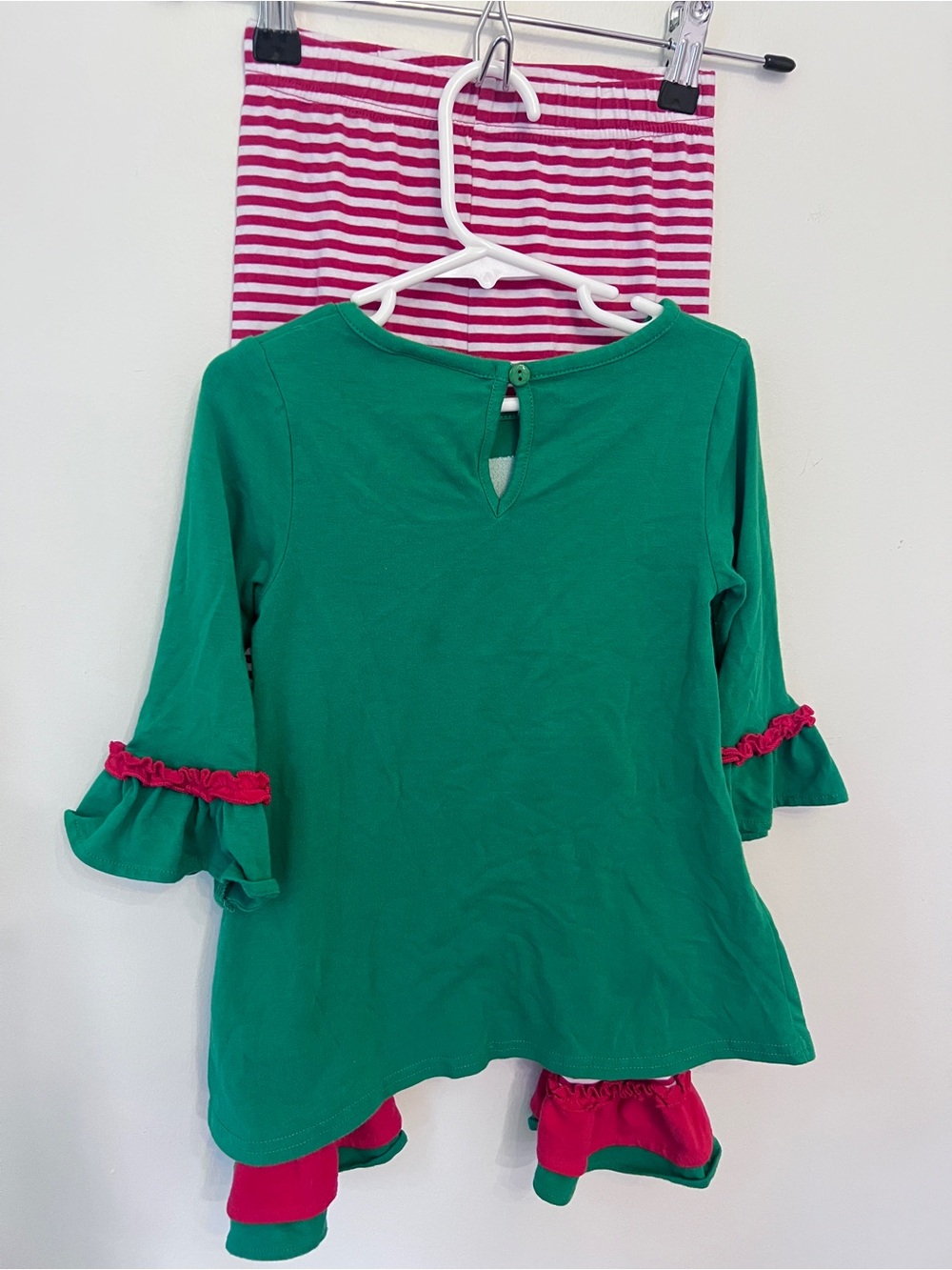Rare Editions Girls Christmas Santa Applique Tunic & Ruffled Legging Set size 5 - Picture 4 of 12